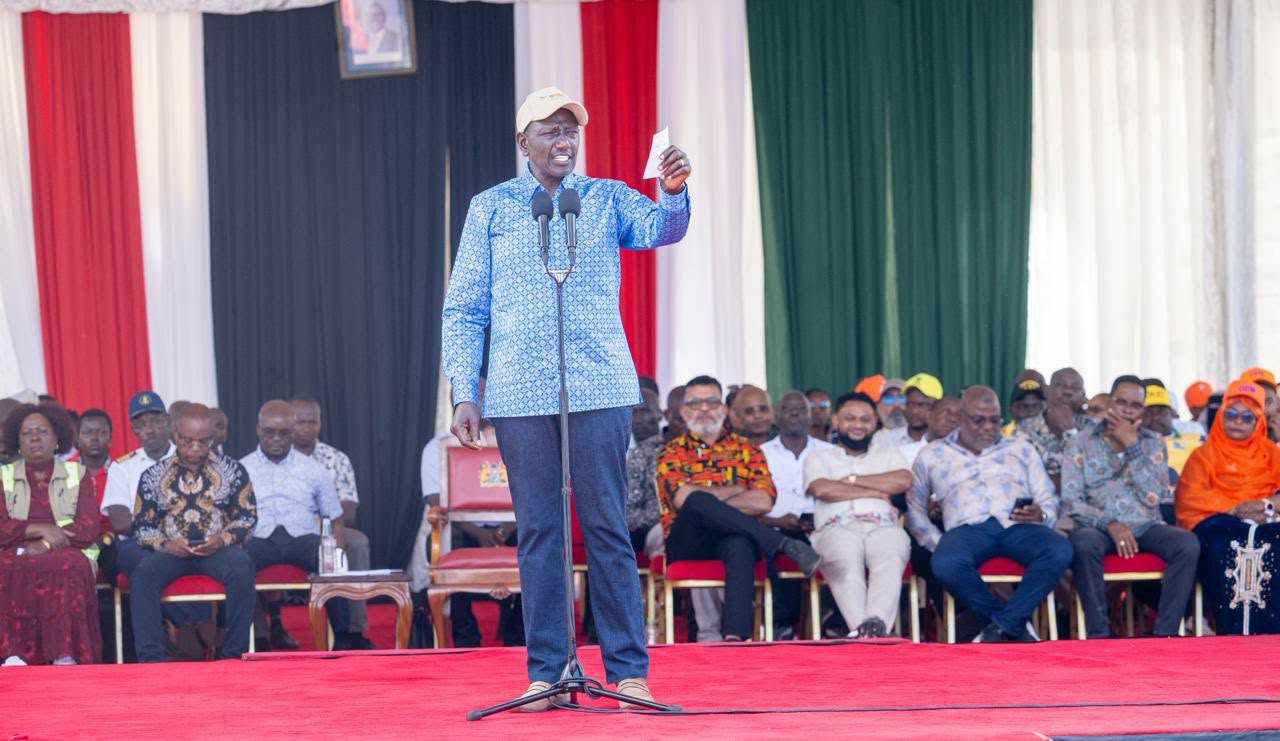 President William Ruto with teachers during World Teachers’ Day celebrations
